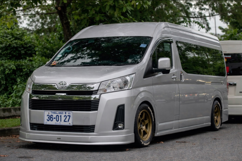 Toyota/Commuter 2023/36-0127